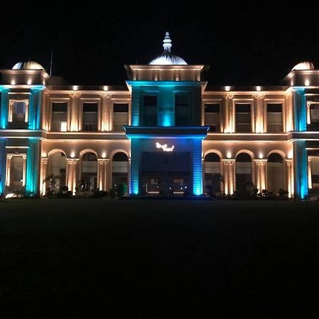 The Pearl Hotel Sirsa Экстерьер фото